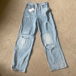 Shekou distressed jeans
